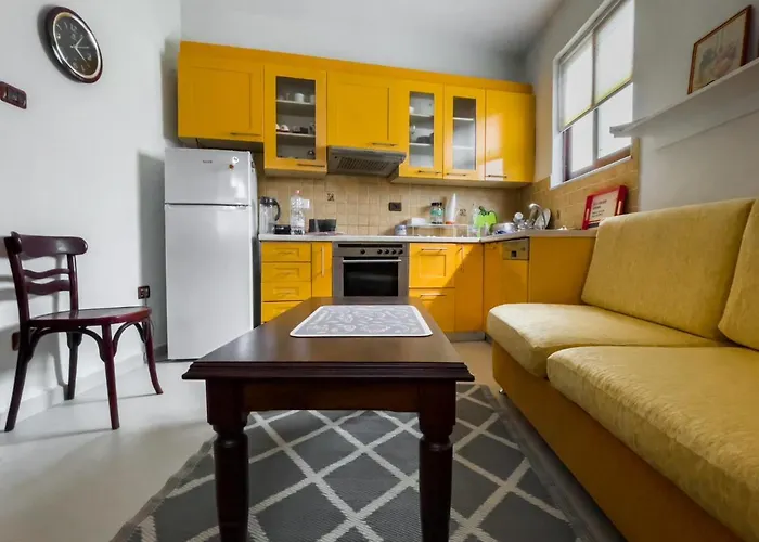 Kodra Bed & Breakfast *